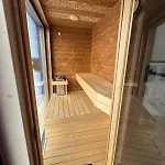 Estberg Glasshouse With Sauna