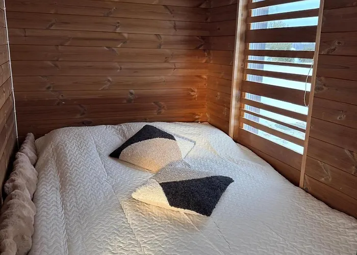 Holiday home Estberg Glasshouse With Sauna